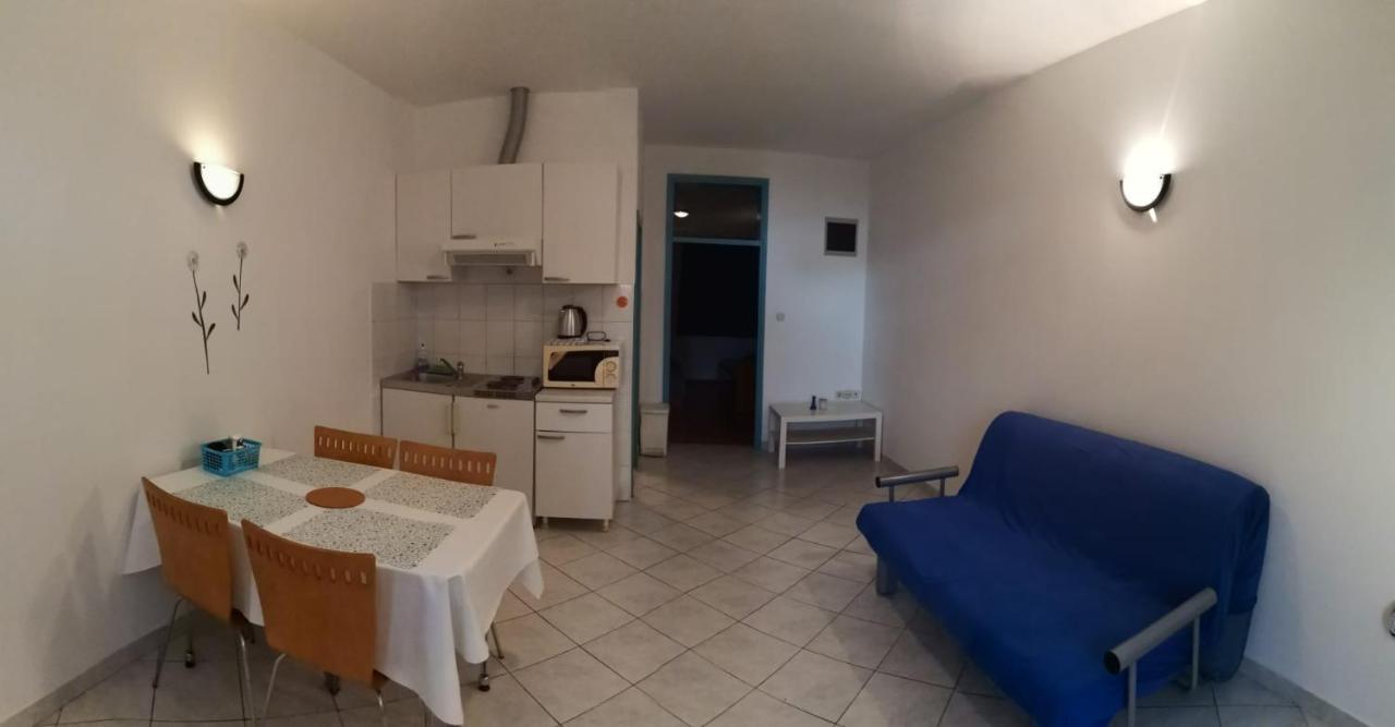 Apartments Sretna Gradac  Eksteriør bilde