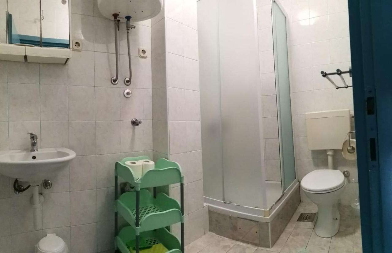 Apartments Sretna Gradac  Eksteriør bilde